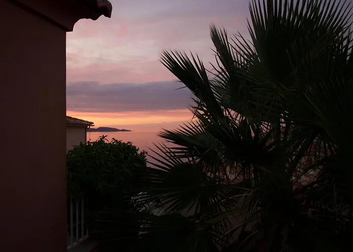 Maison 6 Personnes Saintflorent بيت للعطل